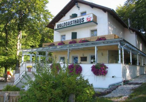 Waldgasthaus 霍赫堡阿赫 外观 照片